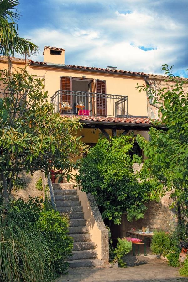 Holiday Home Kuca Na Moru Kornić エクステリア 写真